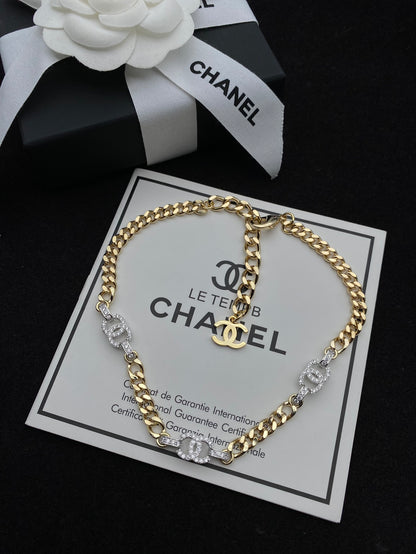 EN – Lux CHL Necklaces 045