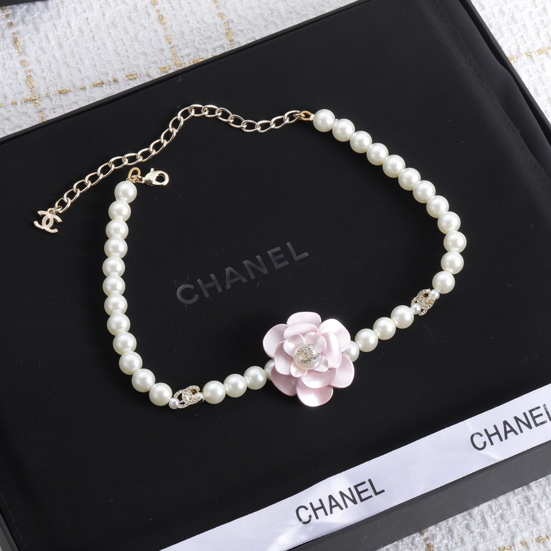 EN – Lux CHL Necklaces 006