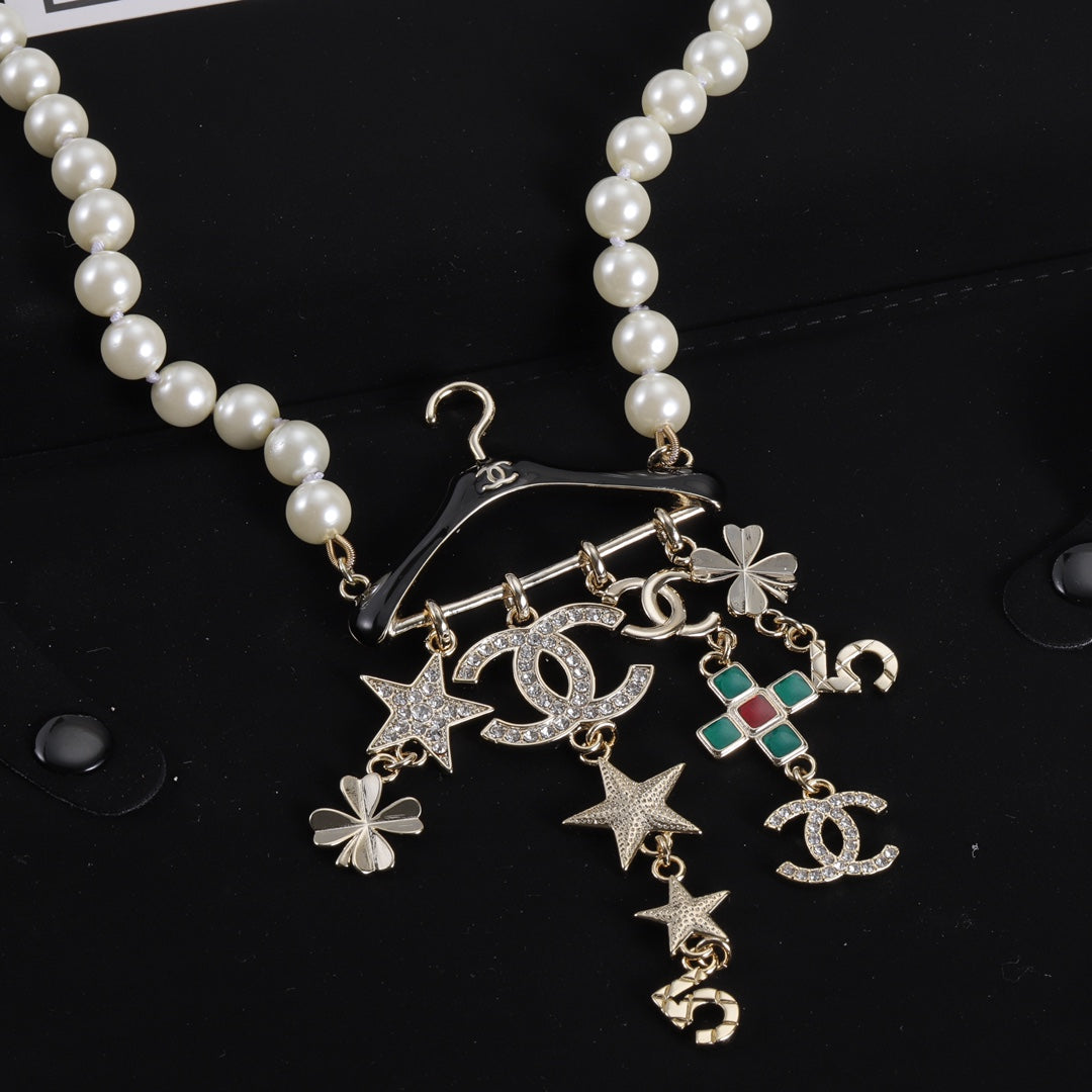 EN – Lux CHL Necklaces 008