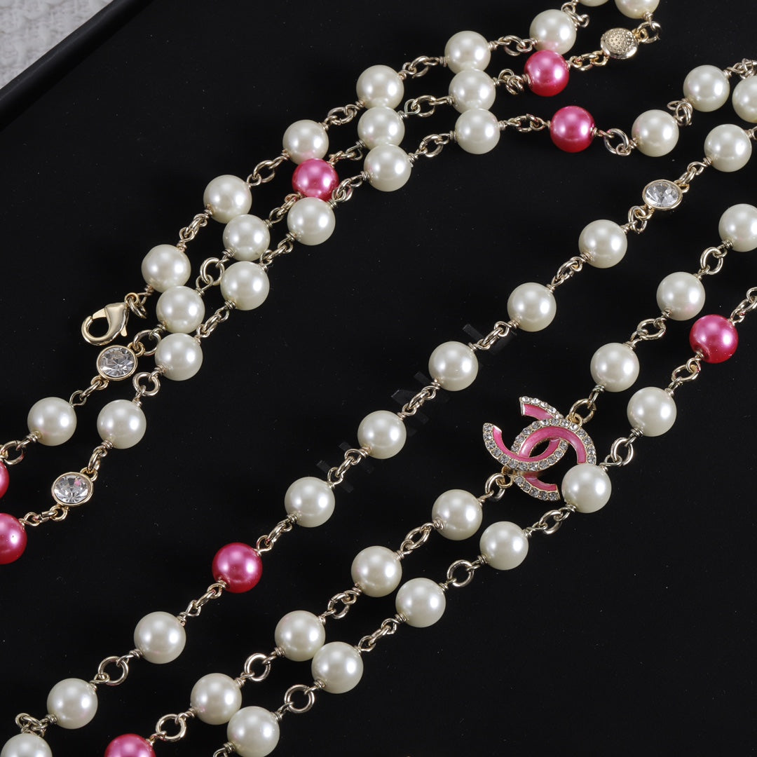 EN – Lux CHL Necklaces 003