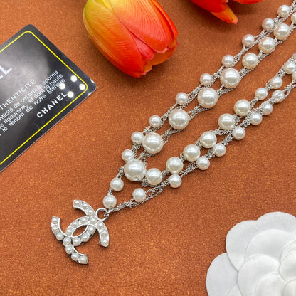 EN – Lux CHL Necklaces 030