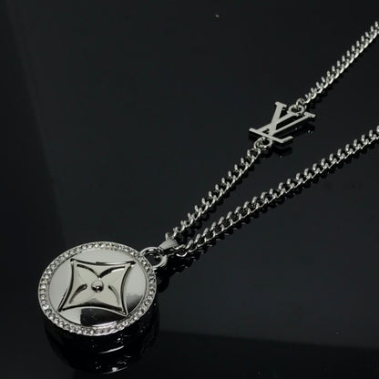 EN – Lux LV Necklaces 029