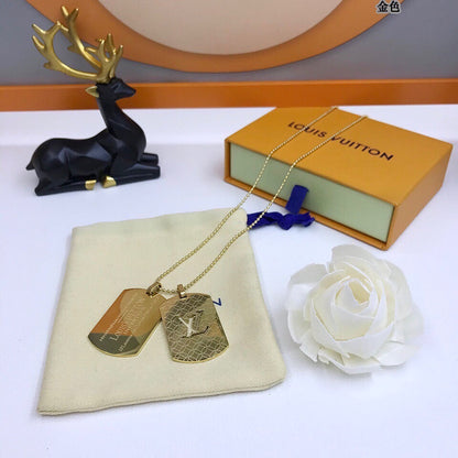 EN – Lux Necklace LUV021