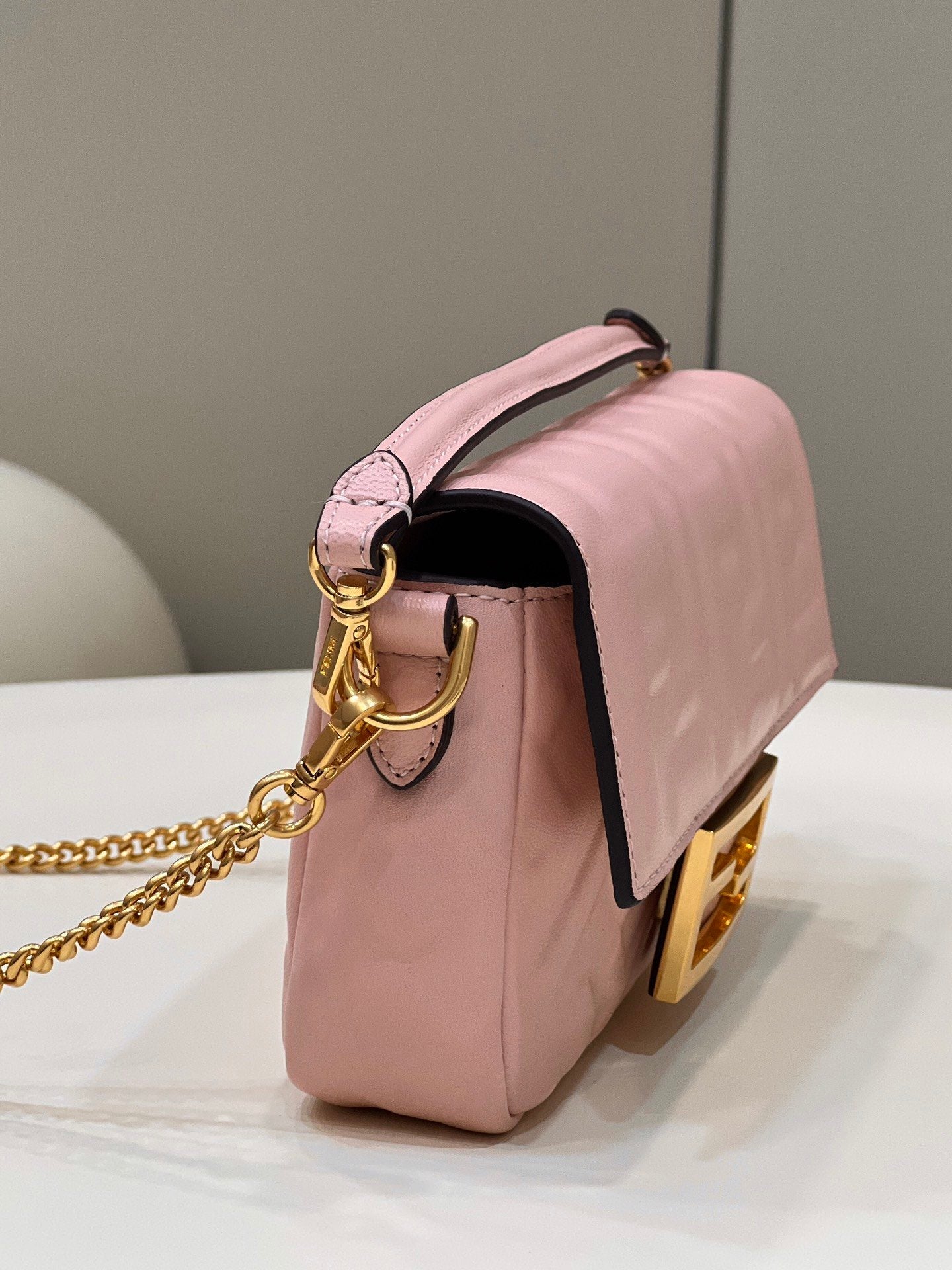 FI Baguette Pink For Women, Handbags, Shoulder And Crossbody Bags 7.5in/19cm FF 8BS017