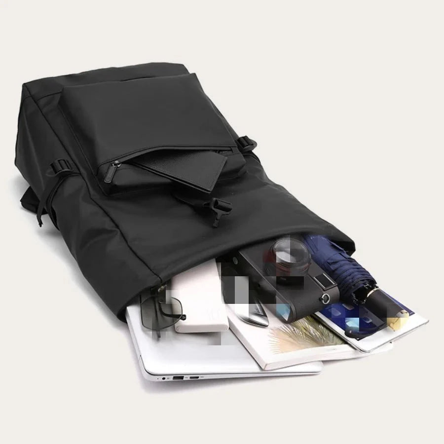 17-Inch Urban Men's Waterproof Backpack