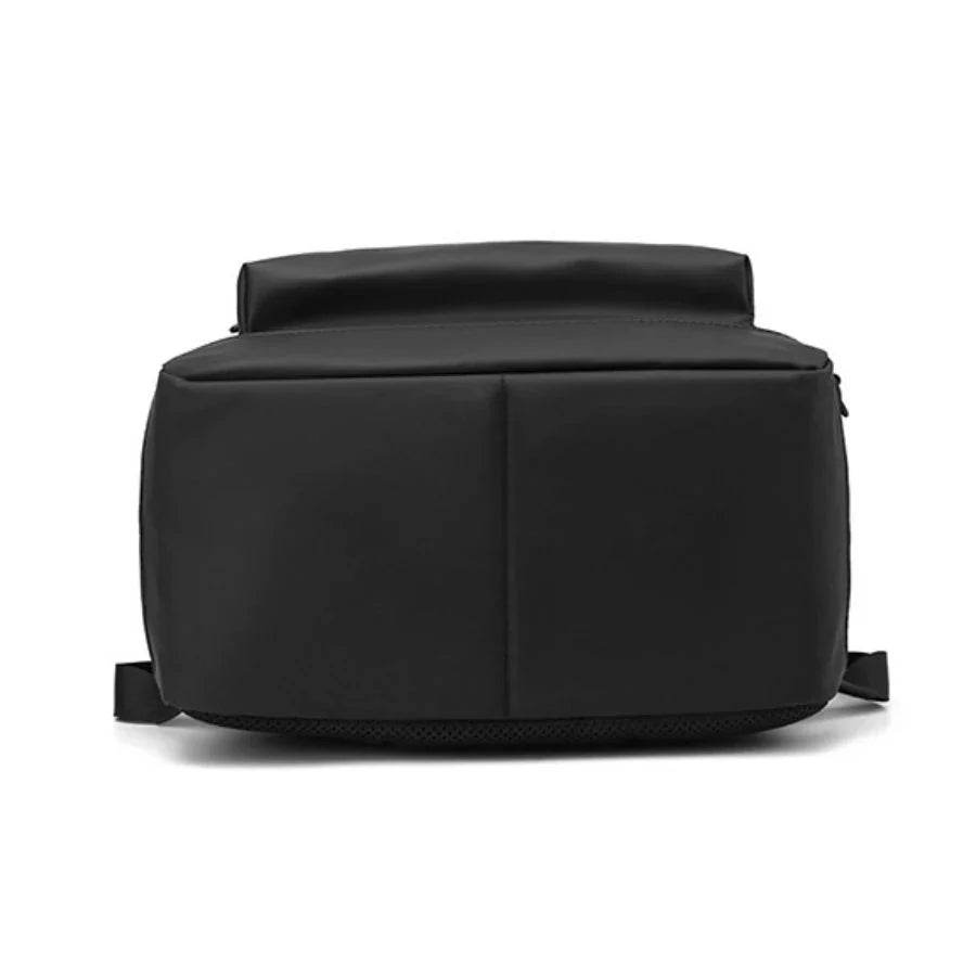 17-Inch Urban Men's Waterproof Backpack
