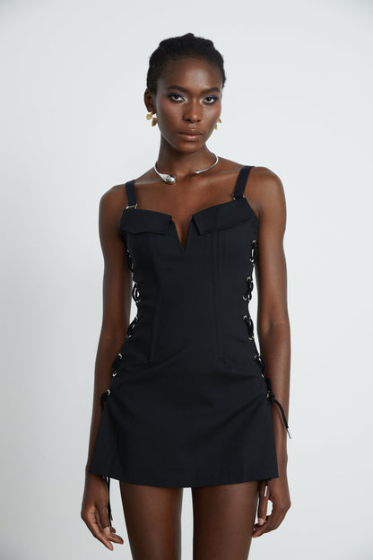 Jaina black hook & eye pocket dress