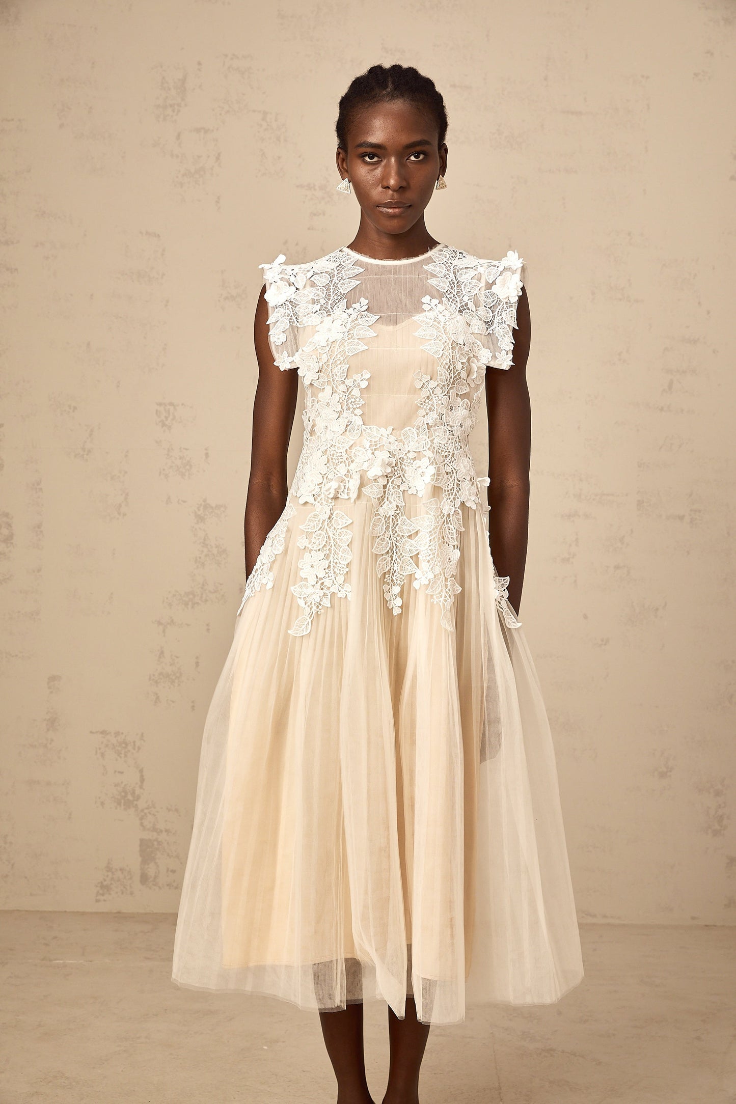 Annabelle flower-appliqué tulle midi dress