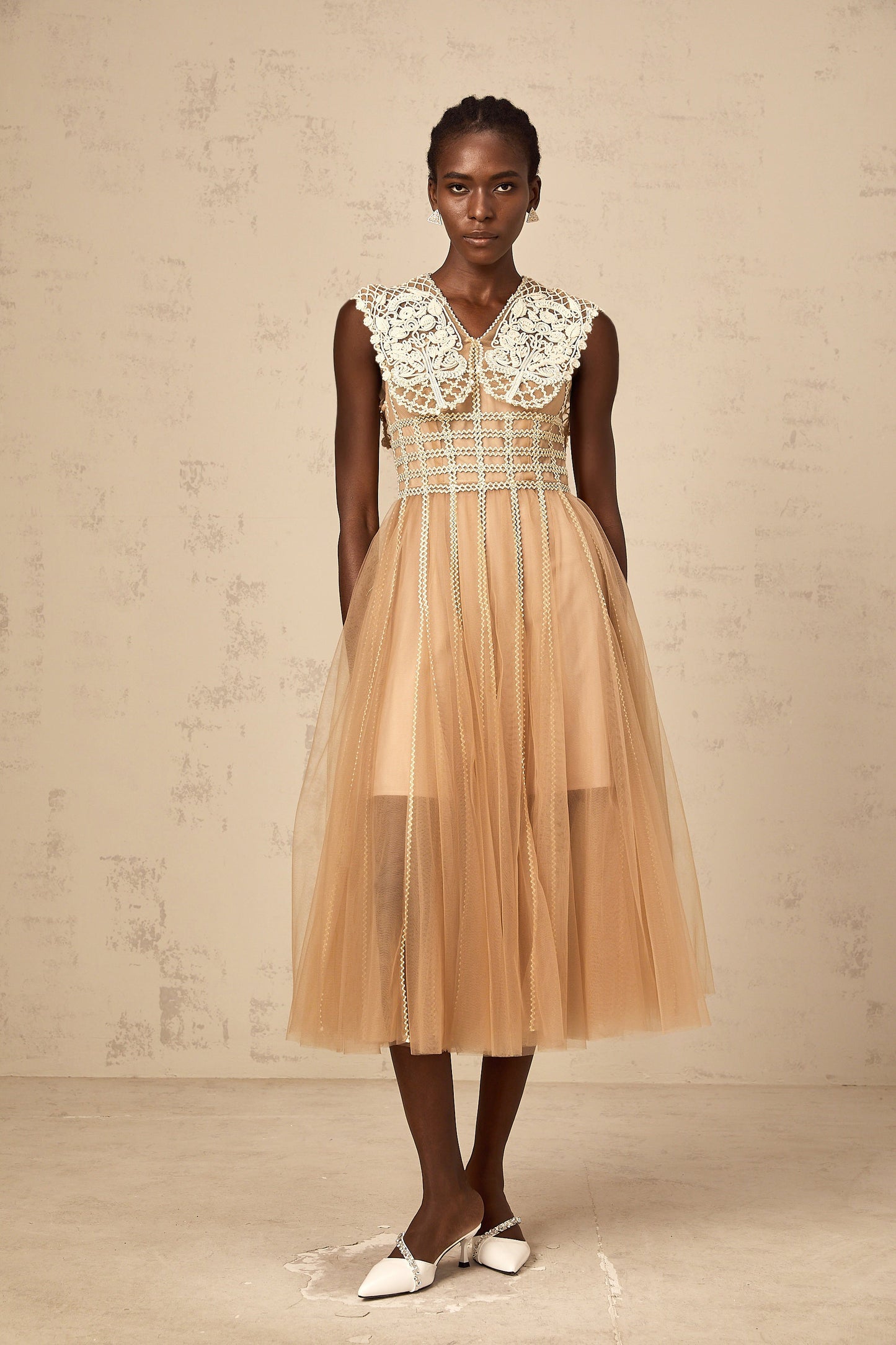Léonor neutrals lace-panel tulle midi dress
