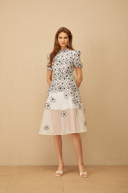 Yaelle White Floral Appliqué Tulle Midi Dress
