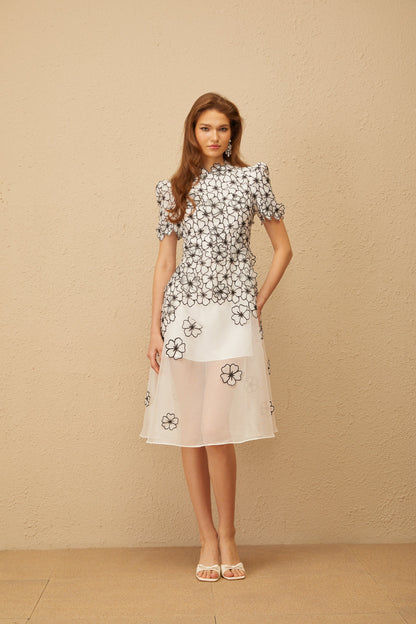 Yaelle White Floral Appliqué Tulle Midi Dress