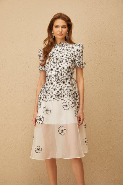 Yaelle White Floral Appliqué Tulle Midi Dress