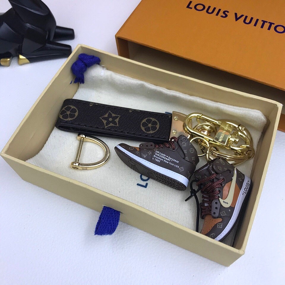 EN – Lux Keychains LUV 009