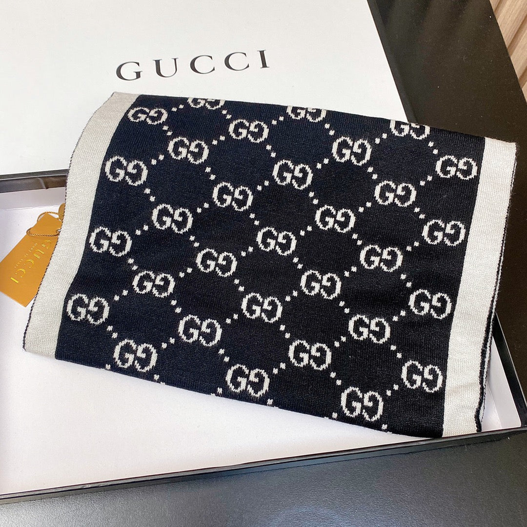 EN – Luxury GCI Scarf 004