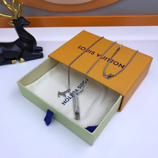 EN – Lux Necklace LUV016