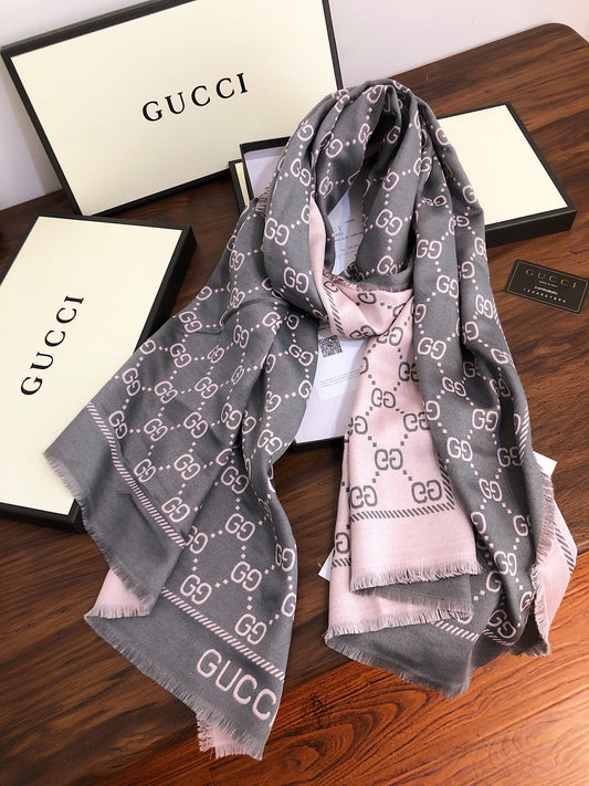 EN – Luxury GCI Scarf 028