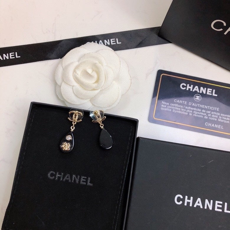 EN – Lux Earring CHL 015