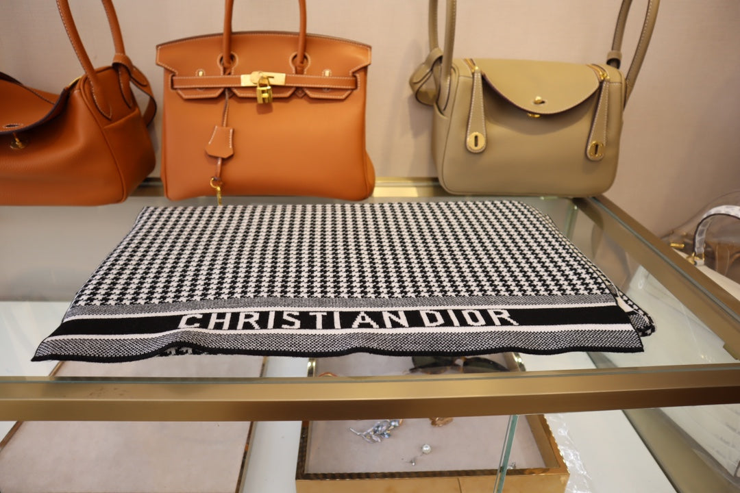 EN – Luxury DIR Scarf 006