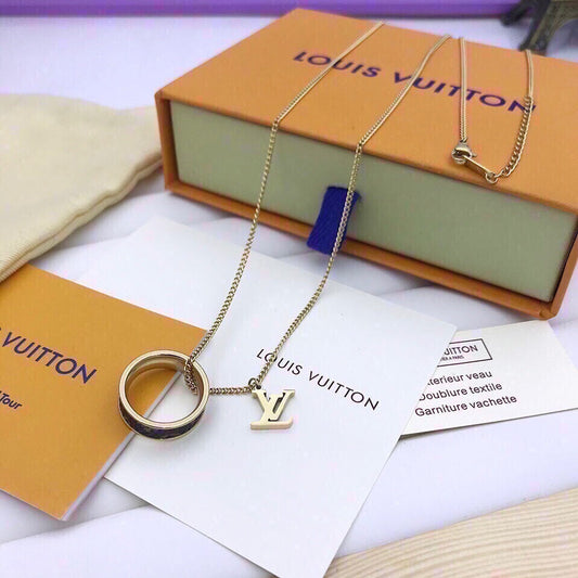 EN – Lux Necklace LUV001