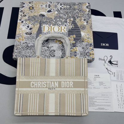 DI Medium Book Tote Beige, For Women, Women’s Handbags 14in/36cm CD