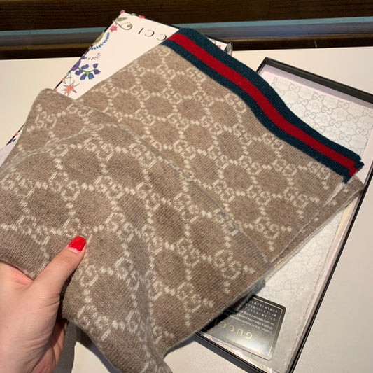 EN – Luxury GCI Scarf 006