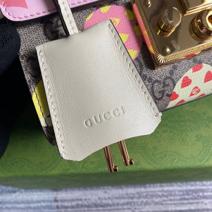 gg Padlock Small gg Strawberry Shoulder Bag Beige For Women, Women&#8217;s Bags 7.9in/20cm gg