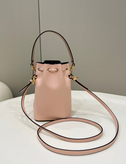 FI Mon Tresor Pale Pink For Women, Handbags, Shoulder And Crossbody Bags 7.1in/18cm FF 8BS010AC9LF14N1