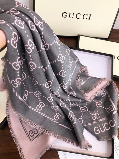 EN – Luxury GCI Scarf 028