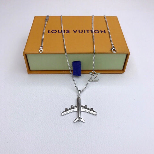 EN – Lux Necklace LUV013