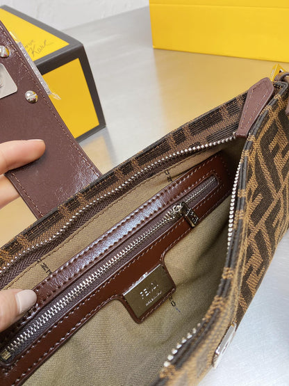 Fendi Pre-Owned 1990-2000s Baguette shoulder bag