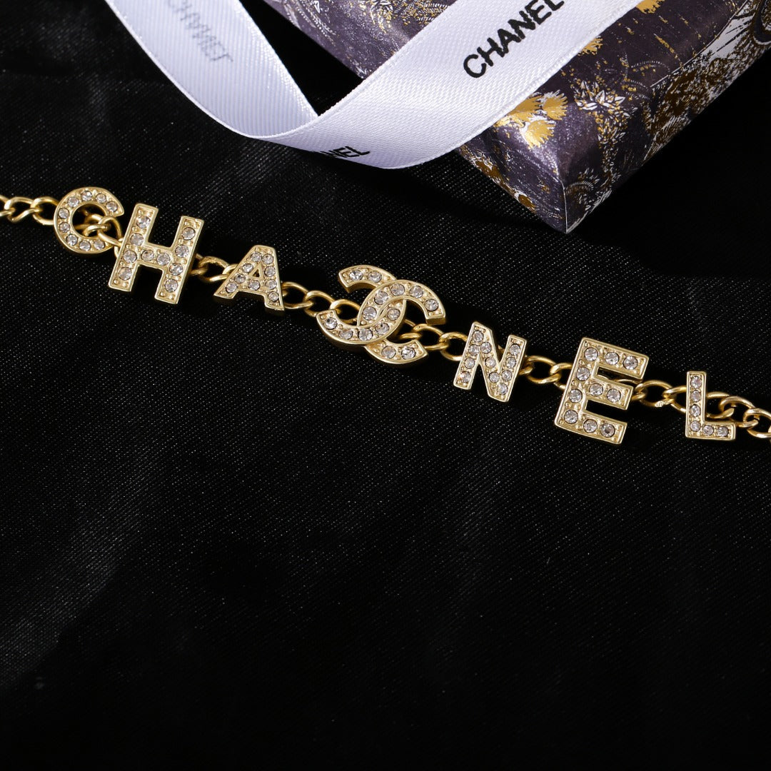 EN – Lux Necklace CHL011