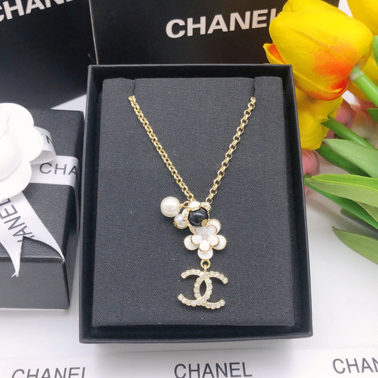 EN – Lux Necklace CHL006