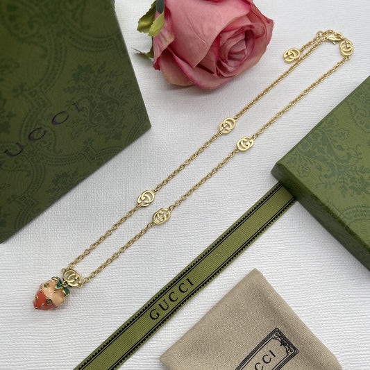 EN – Lux GCI Necklaces 002