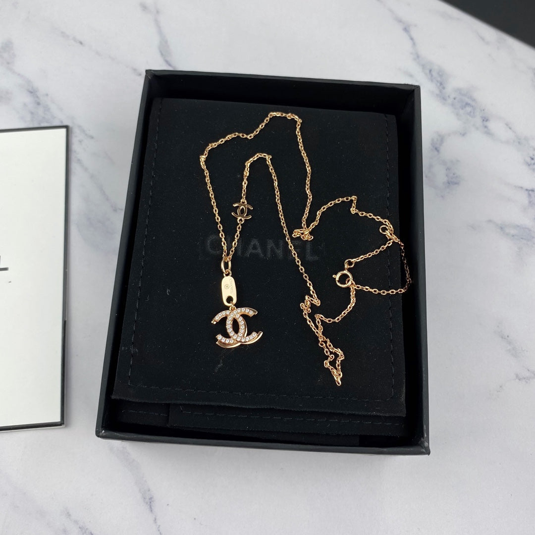 EN – Lux Necklace CHL033