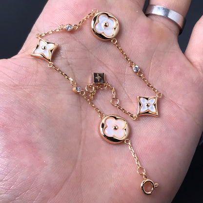 EN – Lux LV Necklaces 036
