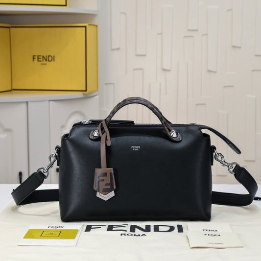 FENDI WOMEN BY THE WAY REGULAR LEATHER BOSTON BAG BLACK 28CM