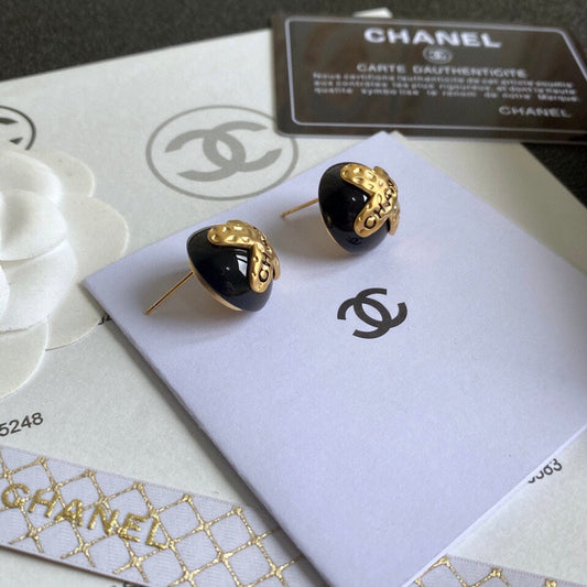 EN – Lux Earring CHL 004