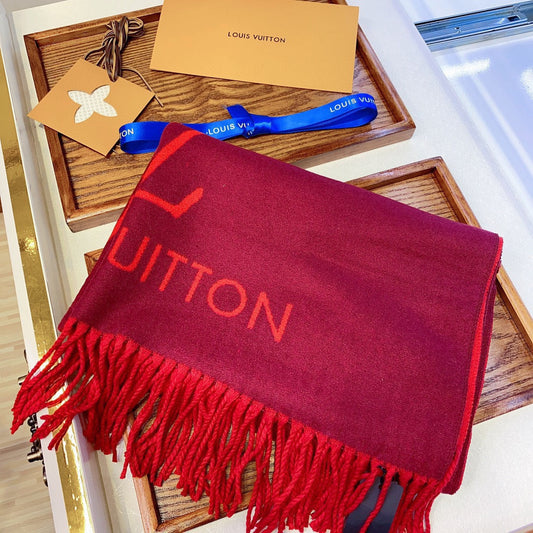 EN – Luxury LUV Scarf 034