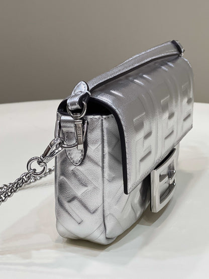 FI Baguette Silver For Women, Handbags, Shoulder And Crossbody Bags 7.5in/19cm FF 8BS017