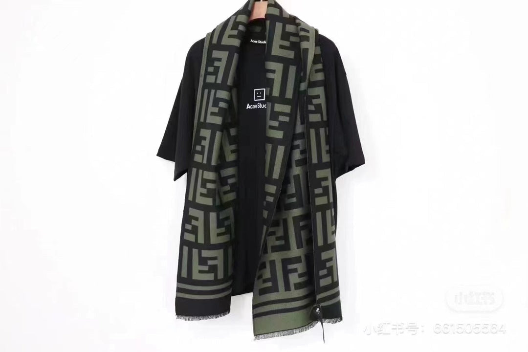 EN – Luxury FEI Scarf 009