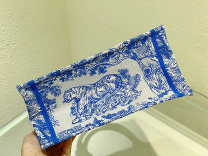DI Small Book Tote Blue, For Women, Women’s Handbags 26.5cm/10.5in CD M1265ZRVJ_M808
