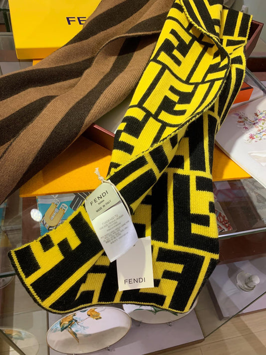 EN – Luxury FEI Scarf 008