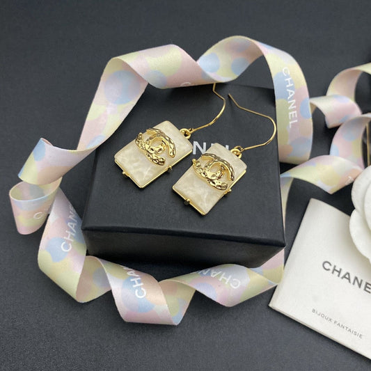 EN – Lux Earring CHL 026