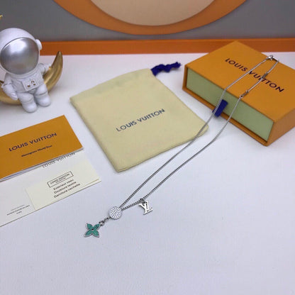 EN – Lux Necklace LUV007
