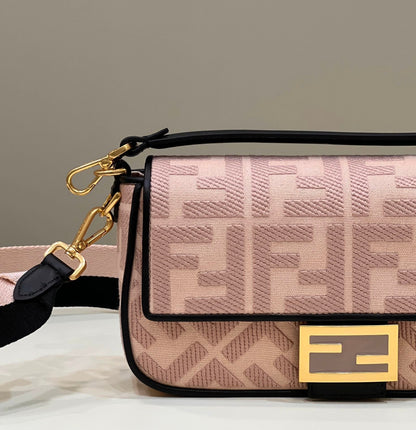 FI Baguette Light Pink For Women, Women&#8217; Handbags, Shoulder And Crossbody Bags 10.6in/27cm FF 8BR600