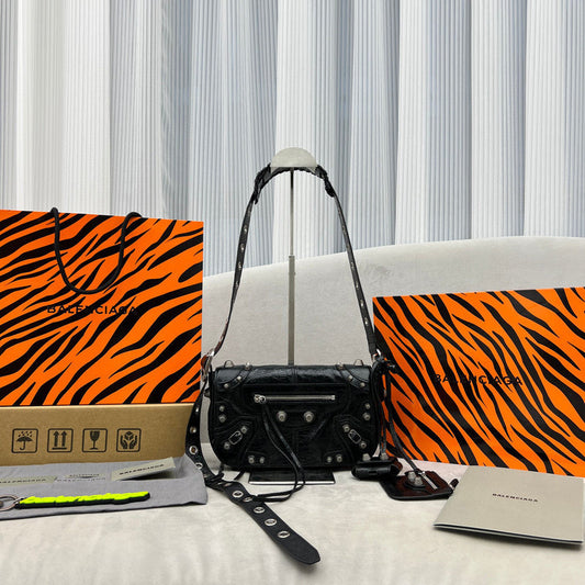 Bags Attire - BGA Bags - 1011