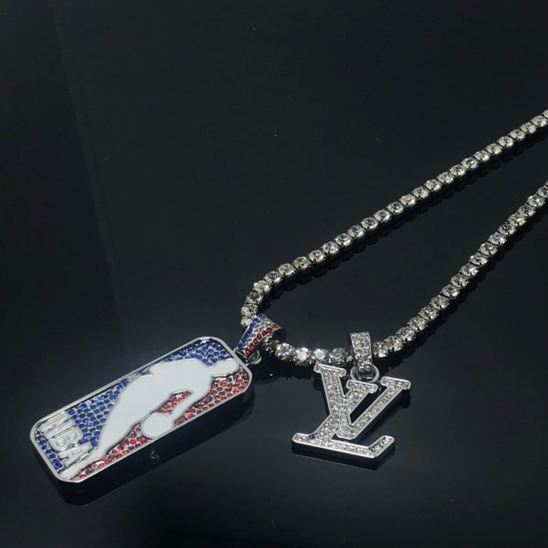 EN – Lux LV Necklaces 073
