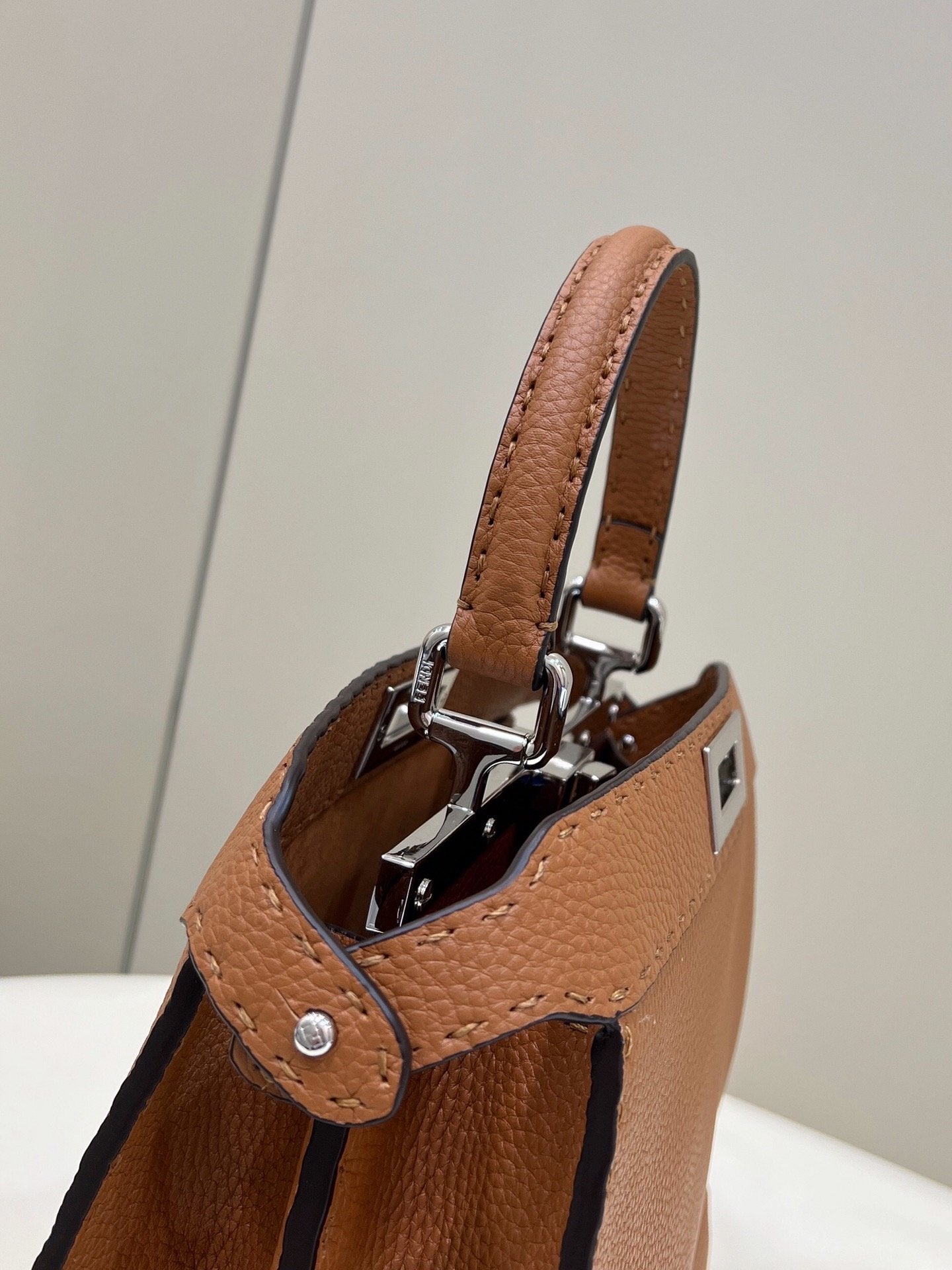 FI Peekaboo ISeeU Medium Bronze For Women, Handbags, Shoulder Bags 13.1in/33.5cm FF