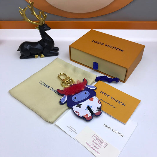 EN – Lux Keychains LUV 083