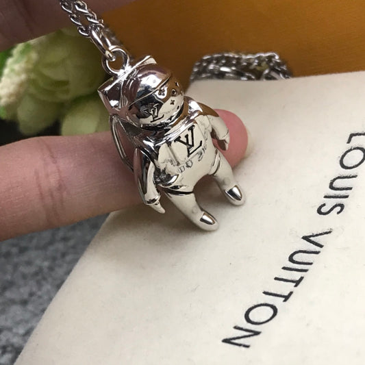 EN – Lux LV Necklaces 016